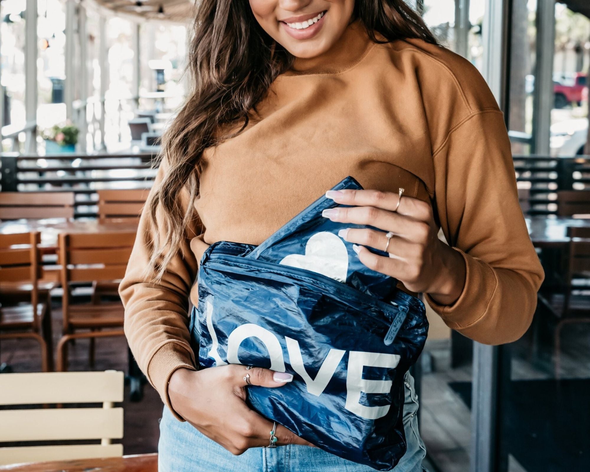 バッグ BIG LOVE POUCH Big Heart Bag