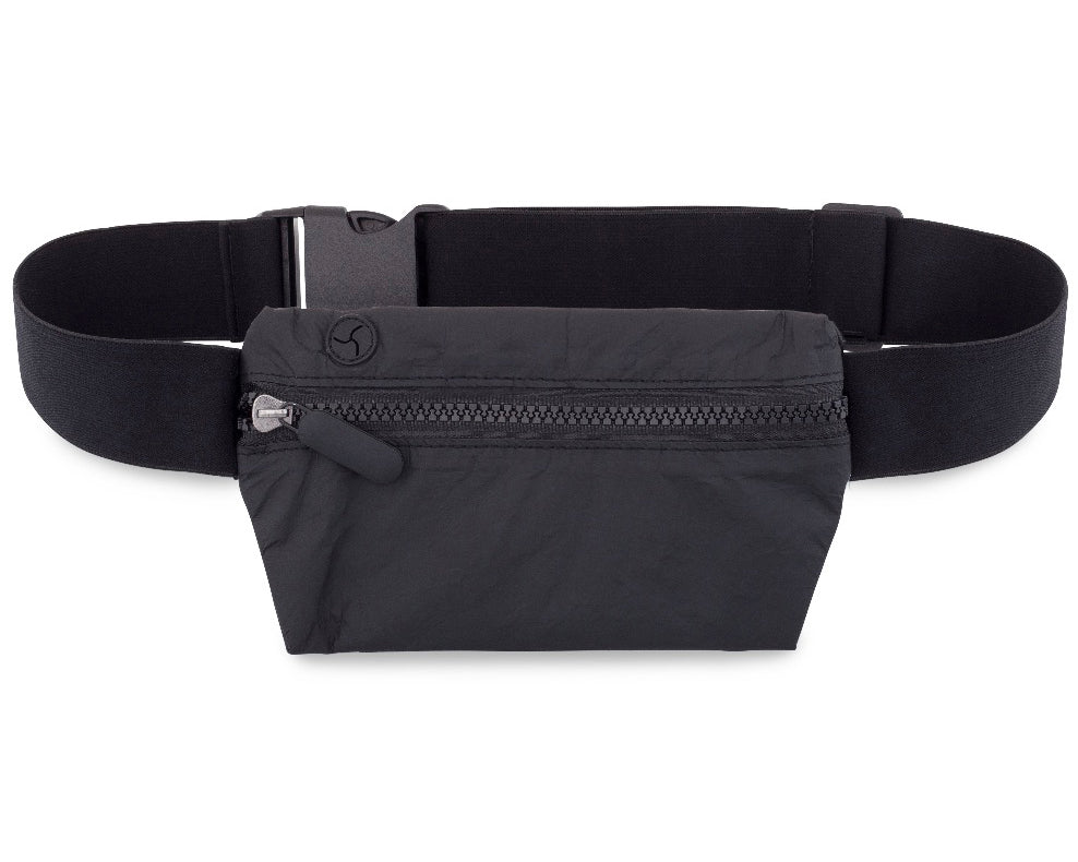 Lay Flat Fanny Pack in Black MAX