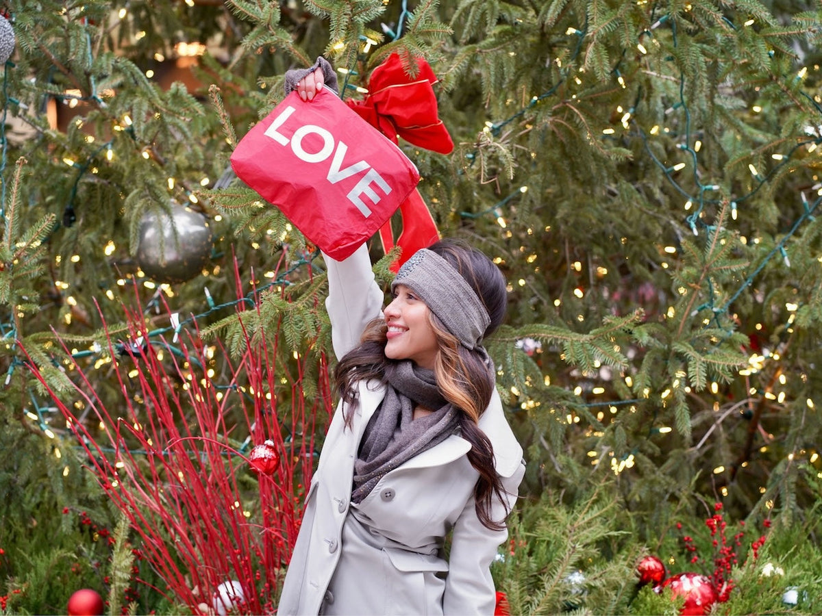 Holiday Gift Guide: Gift Ideas for Everyone