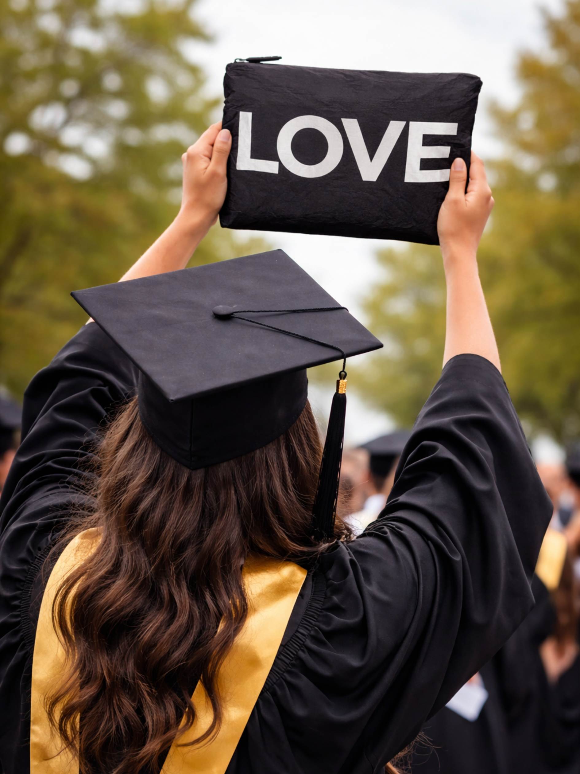 Best 2026 Graduation Gifts: Practical & Stylish Picks on a Budget  for the Class of 2026