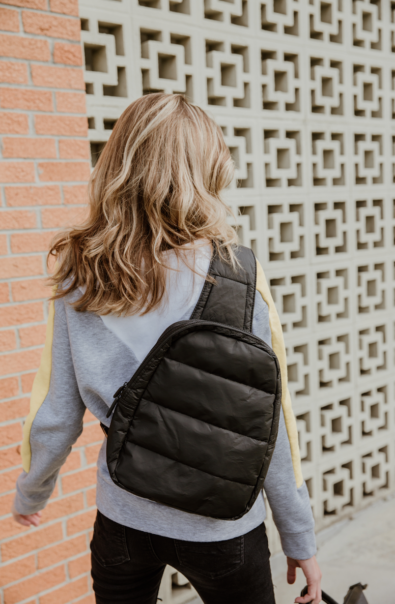 Crossbody Fashion - Gym Bag - Travel Backpack - Puffer Crossbody Backpack - Black
