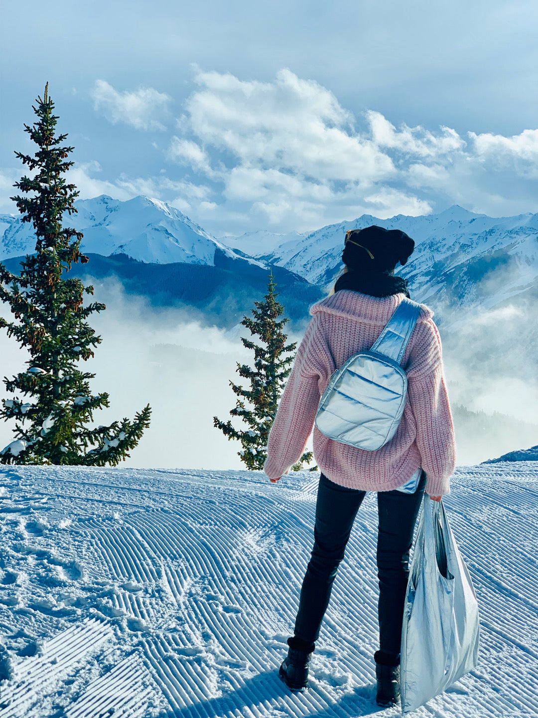 Travel Backpack - Gym Bag - Crossbody Fashion - Puffer Crossbody Backpack - Metallic Silver Bag