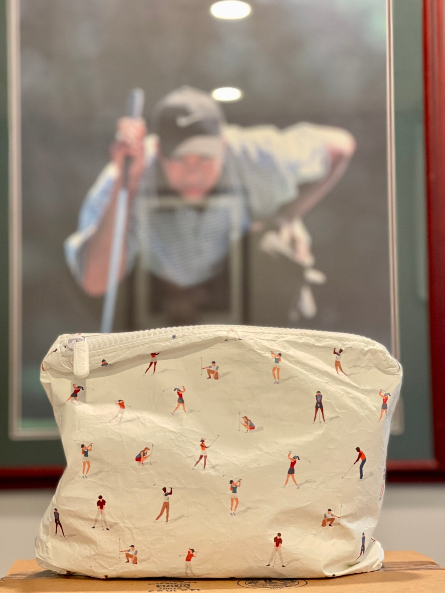 organize your golf bag with medium zipper pouch