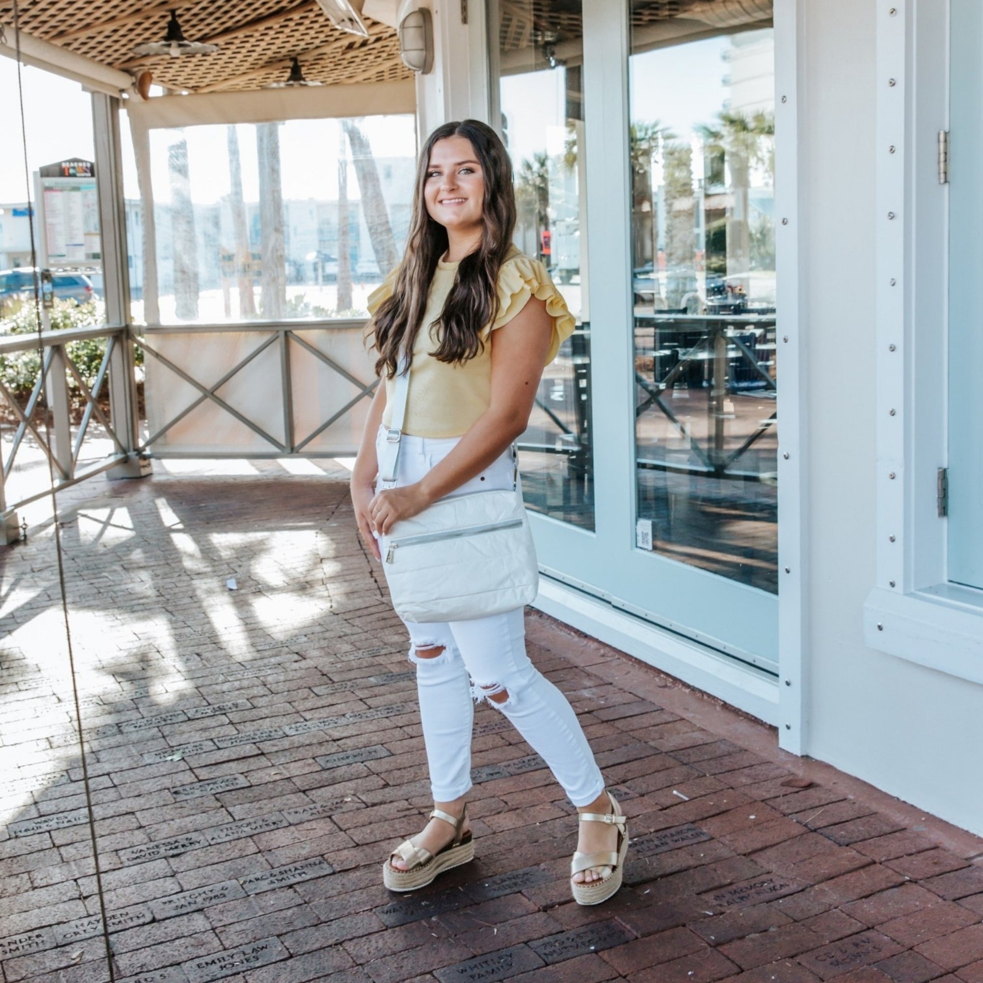 lightweight crossbody bag in shimmer white